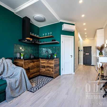 City Center New House Odessa Buitenkant foto