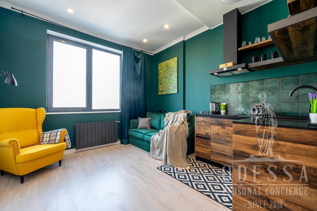 City Center New House Odessa Buitenkant foto